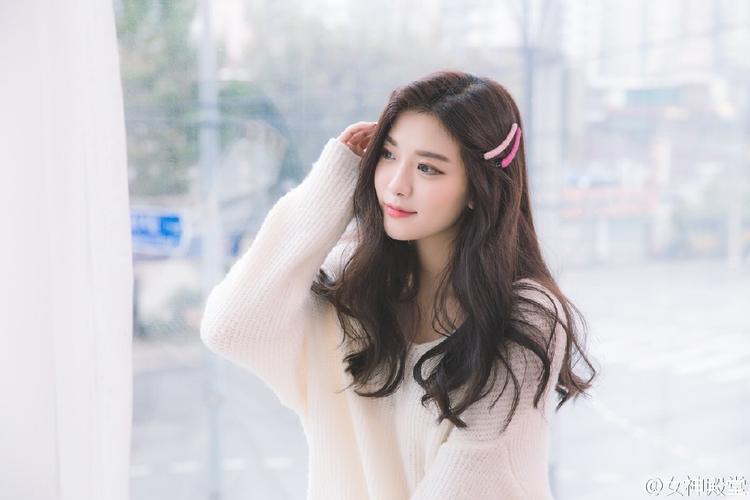 驴友违规穿越落水失踪  队友不等救援继续行程引争议